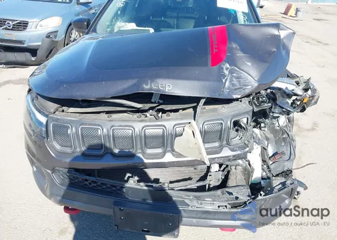 2022 Jeep Compass Trailhawk 4X4 из США, поврежденный, VIN 3C4NJDDB6NT163588